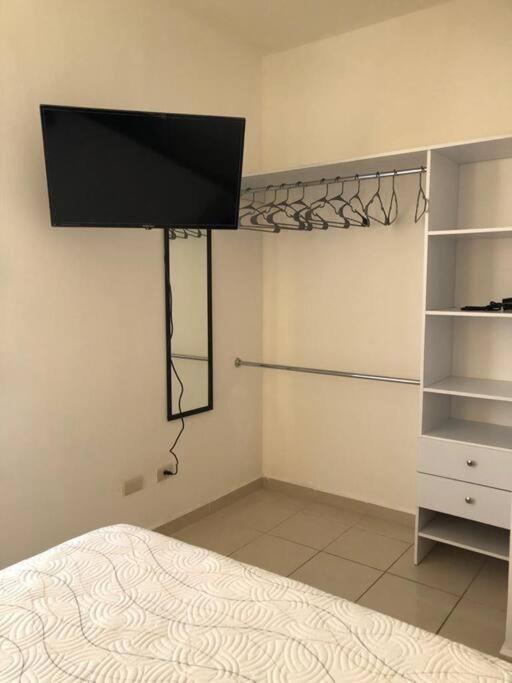 مونتيري Comfortable And Private House 2 Bedrooms Wifi Parking Free المظهر الخارجي الصورة